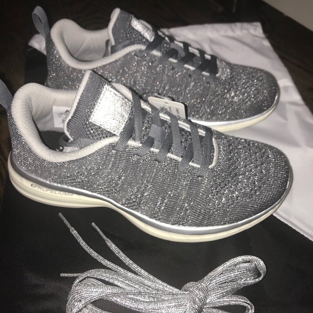 Apl shoes